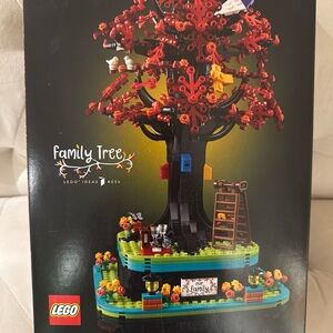 LEGO Family Tree Set